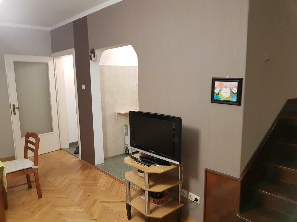 Artistic Studio In Sofia'S Top Center Buitenkant foto